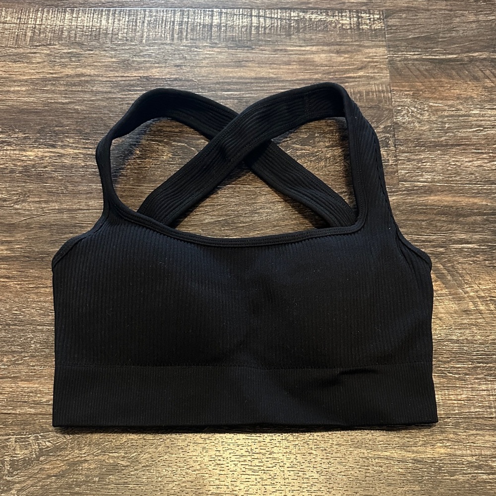 Buffbunny Seamless cross back Black Ribbed Women's sports bra